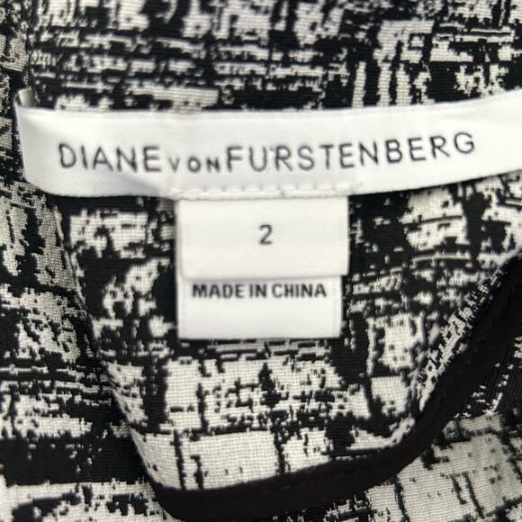 Diane Von Furstenberg Jaelyn Black & White Sleeveless Flutter Mini Dress 2 - Picture 6 of 9